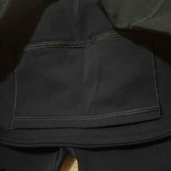 Lululemon Reveal Tight Lattice Paisley 28" in black Size 8 Leggings - Picture 6 of 8